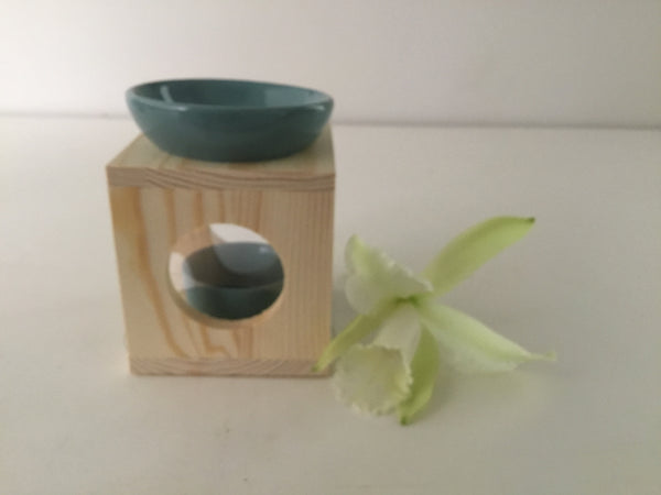 Green Ceramic and Timber Oil Burner