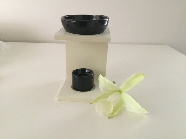 Eleuthia Matt White Wooden Oil Burner