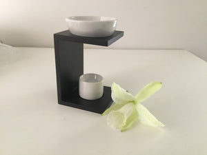 Eleuthia Matt Black Wooden Oil Burner